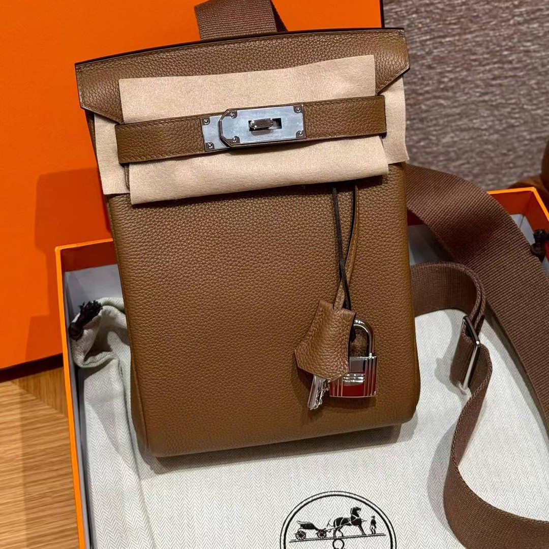 Hermès Hac a Dos PM Backpack Handmade In Togo Calfskin Leather Silver Hardware 3G Alezan
