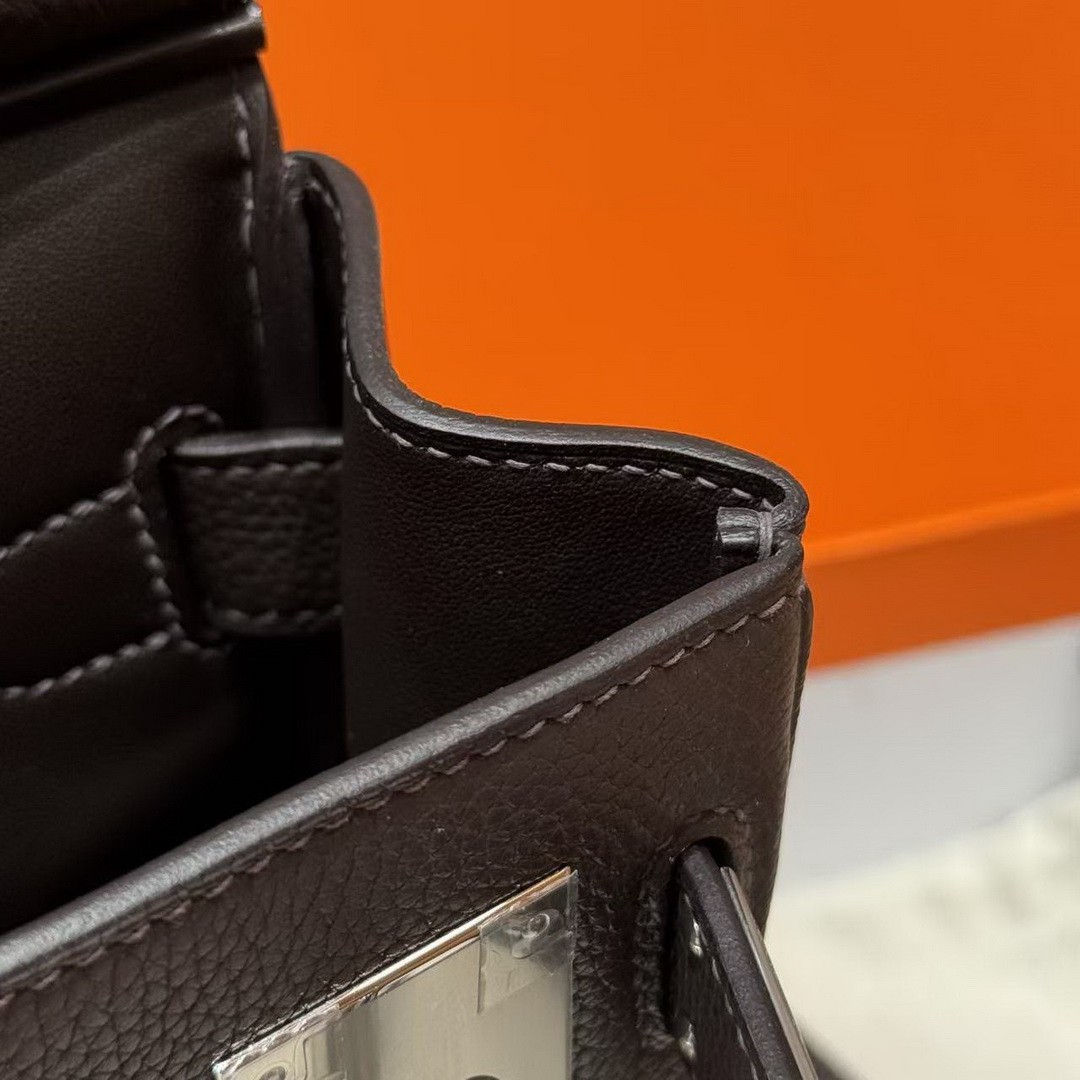 Hermès Hac a Dos PM Backpack Handmade In Togo Calfskin Leather Silver Hardware 46 Ebene - Image 8