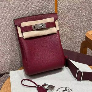 Hermès Hac a Dos PM Backpack Handmade In Togo Calfskin Leather Silver Hardware 55 Rouge H