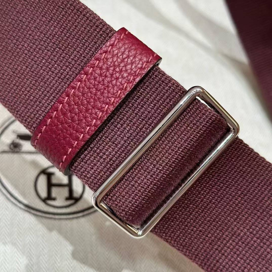 Hermès Hac a Dos PM Backpack Handmade In Togo Calfskin Leather Silver Hardware 55 Rouge H - Image 15