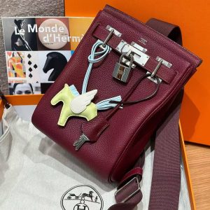 Hermès Hac a Dos PM Backpack Handmade In Togo Calfskin Leather Silver Hardware 55 Rouge H - Image 3