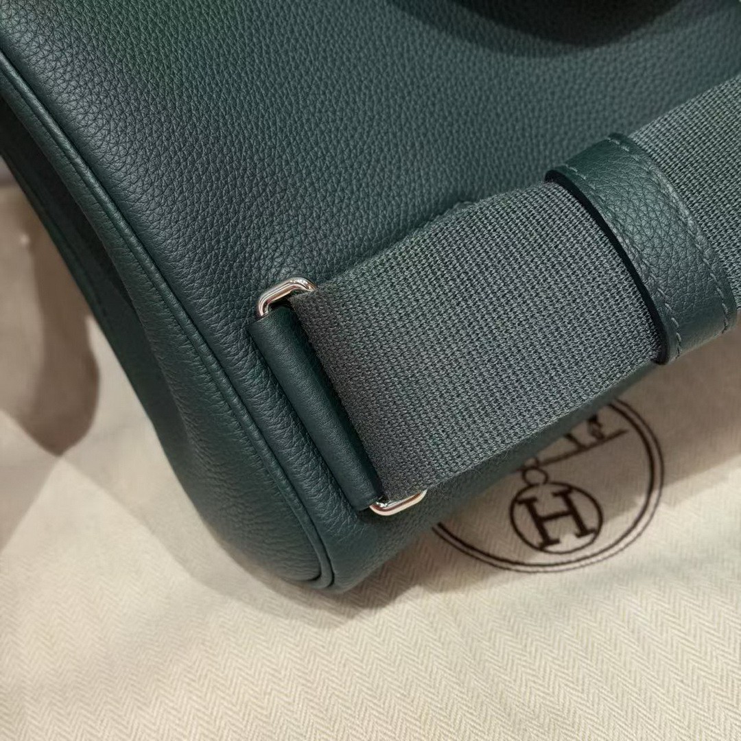 Hermès Hac a Dos PM Backpack Handmade In Togo Calfskin Leather Silver Hardware 60 Vert Cypress - Image 10