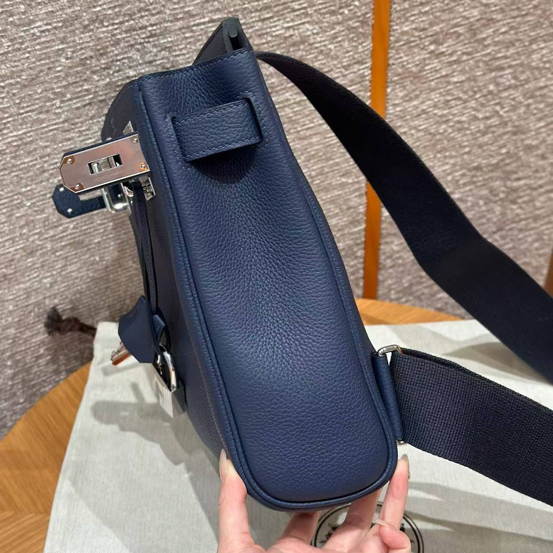 Hermès Hac a Dos PM Backpack Handmade In Togo Calfskin Leather Silver Hardware 73 Blue Saphir - Image 8