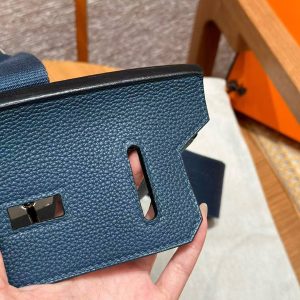 Hermès Hac a Dos PM Backpack Handmade In Togo Calfskin Leather Silver Hardware 7P Bleu Presse - Image 16