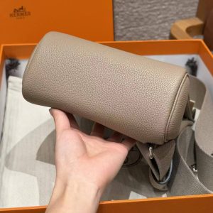 Hermès Hac a Dos PM Backpack Handmade In Togo Calfskin Leather Silver Hardware 81 Gris Tourtlle - Image 16