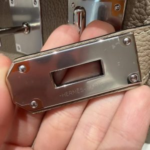 Hermès Hac a Dos PM Backpack Handmade In Togo Calfskin Leather Silver Hardware 81 Gris Tourtlle - Image 13