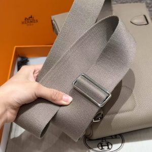 Hermès Hac a Dos PM Backpack Handmade In Togo Calfskin Leather Silver Hardware 81 Gris Tourtlle - Image 3