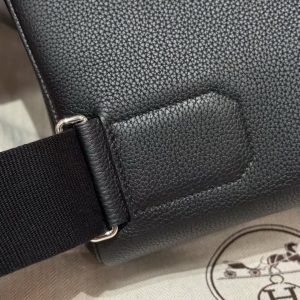 Hermès Hac a Dos PM Backpack Handmade In Togo Calfskin Leather Silver Hardware 89 Noir - Image 8