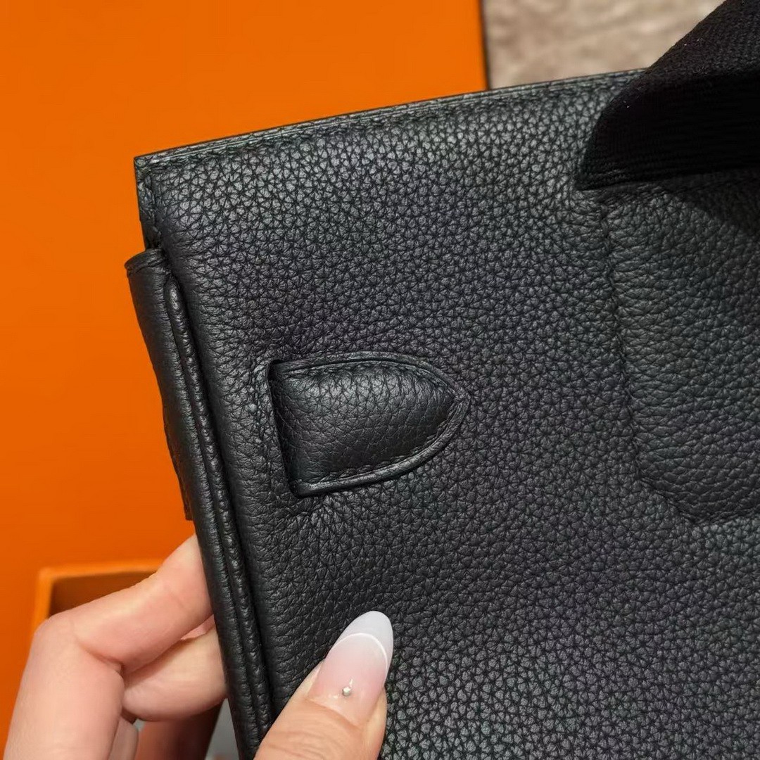 Hermès Hac a Dos PM Backpack Handmade In Togo Calfskin Leather Silver Hardware 89 Noir - Image 5