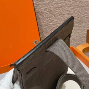 Hermès Hac a Dos PM Backpack Handmade In Togo Calfskin Leather Silver Hardware 8F Gris Etain - Image 14