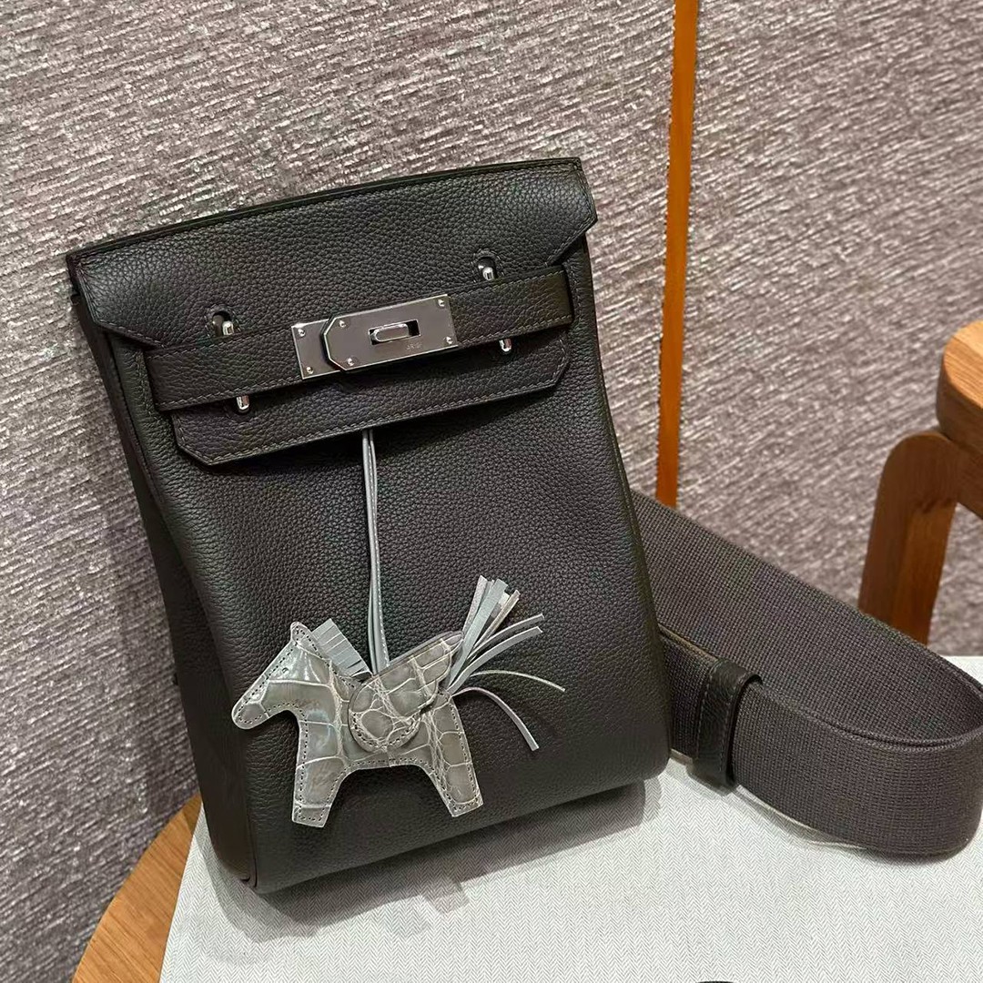 Hermès Hac a Dos PM Backpack Handmade In Togo Calfskin Leather Silver Hardware C6 Vert Gris