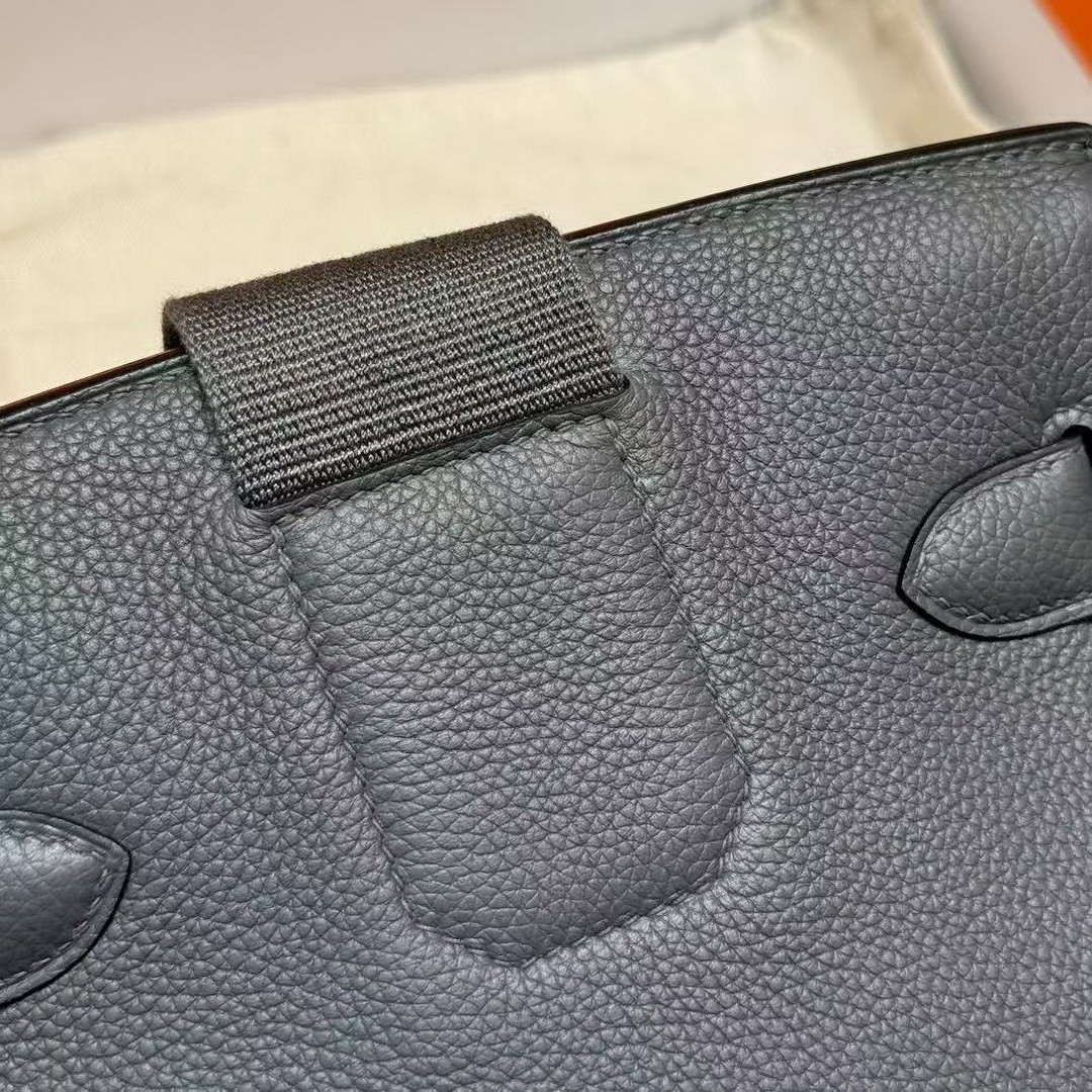 Hermès Hac a Dos PM Backpack Handmade In Togo Calfskin Leather Silver Hardware H0 Gris Misty - Image 14