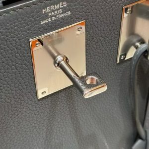 Hermès Hac a Dos PM Backpack Handmade In Togo Calfskin Leather Silver Hardware H0 Gris Misty - Image 4