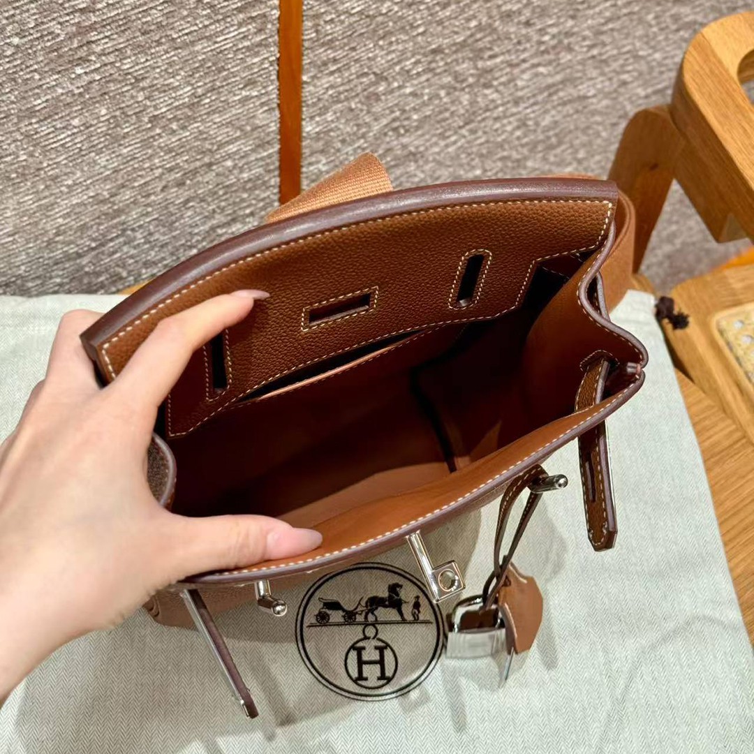 Hermès Hac a Dos PM Backpack Handmade In Togo Calfskin Leather Silver Hardware Ck37 Gold - Image 8