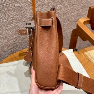 Hermès Hac a Dos PM Backpack Handmade In Togo Calfskin Leather Silver Hardware Ck37 Gold - Image 6