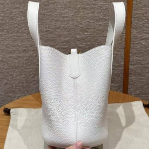 Hermes In the Loop 18 Bag Handmade In Taurillon Clemence Leather Gold Hardware 01 Blanc - Image 16