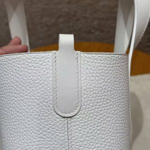 Hermes In the Loop 18 Bag Handmade In Taurillon Clemence Leather Gold Hardware 01 Blanc - Image 7