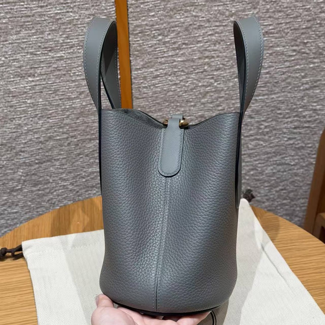Hermes In the Loop 18 Bag Handmade In Taurillon Clemence Leather Gold Hardware 0L Gris Meyer - Image 18
