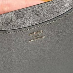 Hermes In the Loop 18 Bag Handmade In Taurillon Clemence Leather Gold Hardware 0L Gris Meyer - Image 13