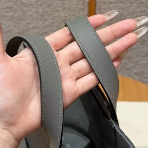 Hermes In the Loop 18 Bag Handmade In Taurillon Clemence Leather Gold Hardware 0L Gris Meyer - Image 12