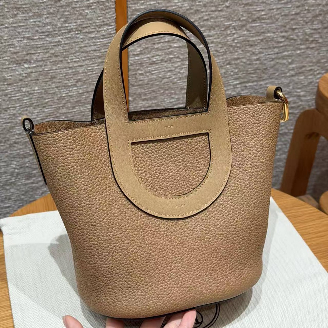 Hermes In the Loop 18 Bag Handmade In Taurillon Clemence Leather Gold Hardware 0M Chai - Image 13