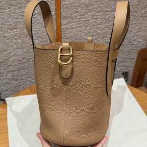 Hermes In the Loop 18 Bag Handmade In Taurillon Clemence Leather Gold Hardware 0M Chai - Image 11