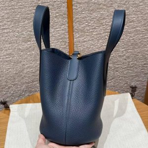 Hermes In the Loop 18 Bag Handmade In Taurillon Clemence Leather Gold Hardware 7P Blue De Presse - Image 17