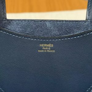 Hermes In the Loop 18 Bag Handmade In Taurillon Clemence Leather Gold Hardware 7P Blue De Presse - Image 13