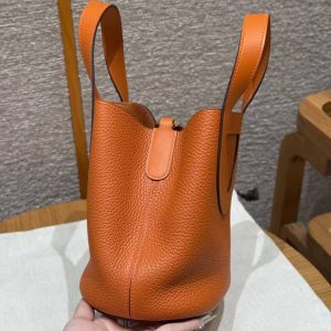 Hermes In the Loop 18 Bag Handmade In Taurillon Clemence Leather Gold Hardware 8V Orange Poppy - Image 17