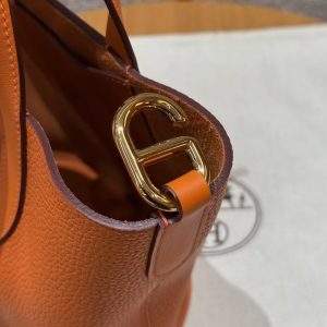 Hermes In the Loop 18 Bag Handmade In Taurillon Clemence Leather Gold Hardware 8V Orange Poppy - Image 12