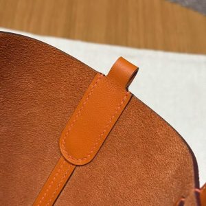 Hermes In the Loop 18 Bag Handmade In Taurillon Clemence Leather Gold Hardware 8V Orange Poppy - Image 3