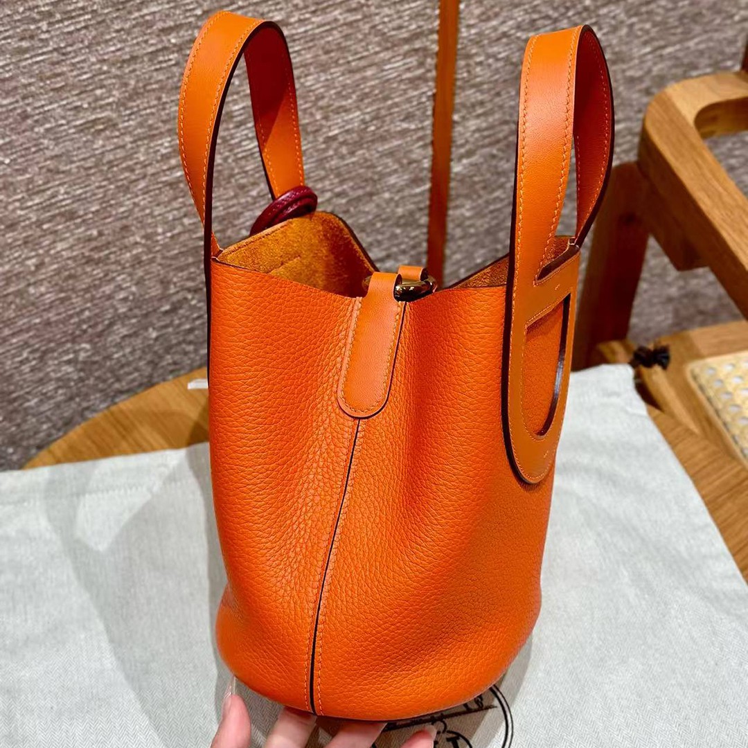 Hermes In the Loop 18 Bag Handmade In Taurillon Clemence Leather Gold Hardware 8v Orange Poppy - Image 15