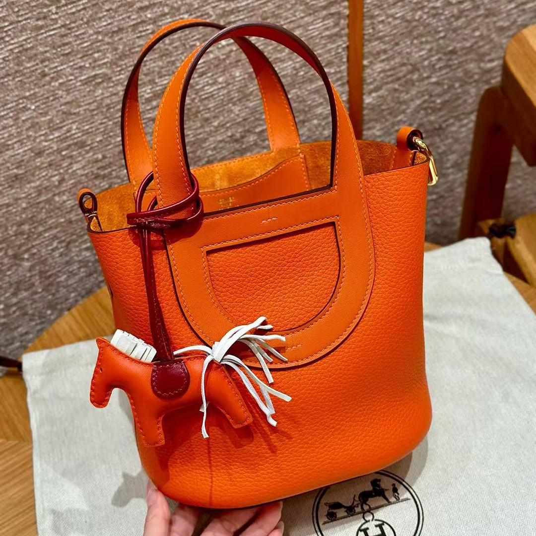 Hermes In the Loop 18 Bag Handmade In Taurillon Clemence Leather Gold Hardware 8v Orange Poppy