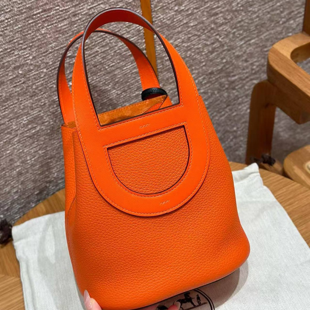 Hermes In the Loop 18 Bag Handmade In Taurillon Clemence Leather Gold Hardware 9J Feu - Image 2