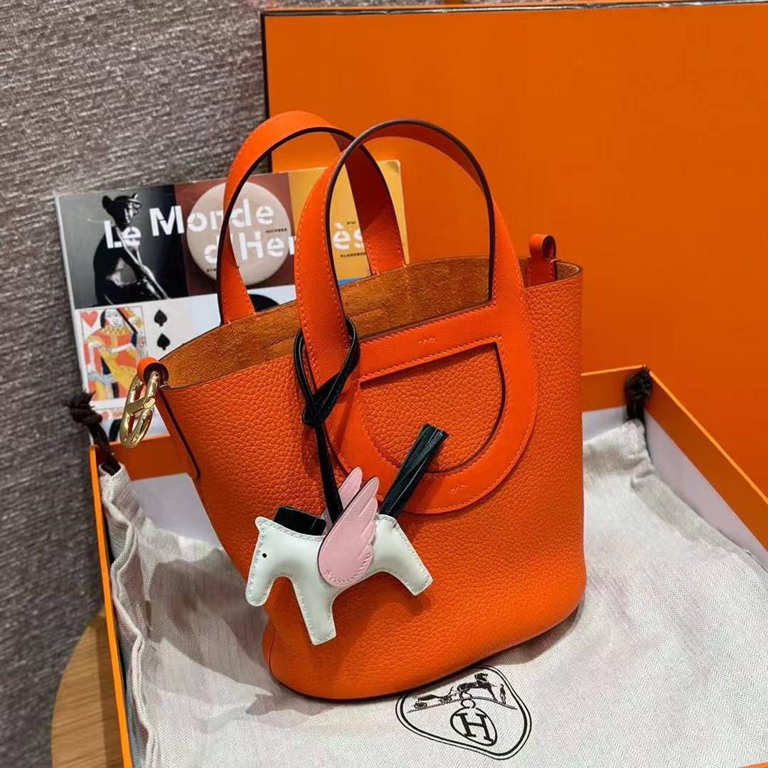 Hermes In the Loop 18 Bag Handmade In Taurillon Clemence Leather Gold Hardware 9J Feu - Image 11