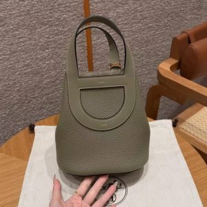 Hermes In the Loop 18 Bag Handmade In Taurillon Clemence Leather Gold Hardware Q1 Sauge - Image 13