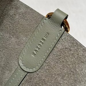 Hermes In the Loop 18 Bag Handmade In Taurillon Clemence Leather Gold Hardware Q1 Sauge - Image 9