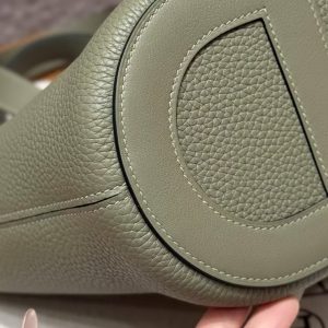Hermes In the Loop 18 Bag Handmade In Taurillon Clemence Leather Gold Hardware Q1 Sauge - Image 3