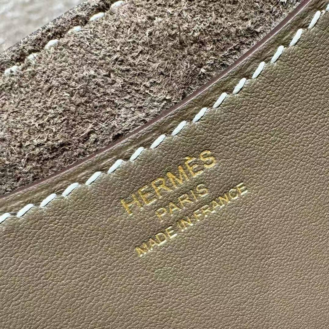 Hermes In the Loop 18 Bag Handmade In Taurillon Clemence Leather Gold Hardware ck18 Etoupe - Image 6