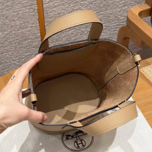 Hermes In the Loop 18 Bag Handmade In Taurillon Clemence Leather Silver Hardware 0M Chai - Image 13