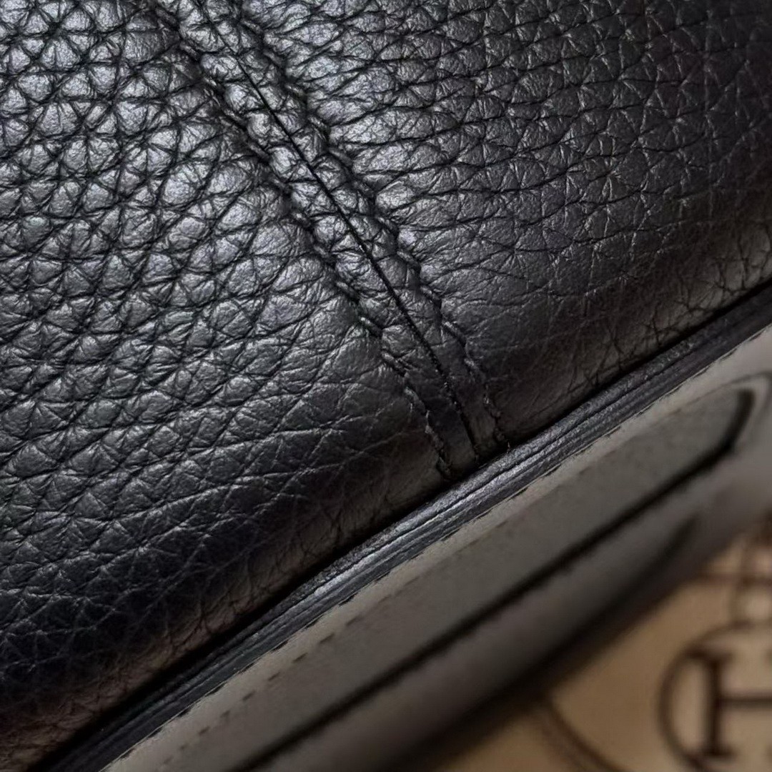 Hermes In the Loop 18 Bag Handmade In Taurillon Clemence Leather Silver Hardware 89 Noir - Image 6