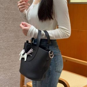 Hermes In the Loop 18 Bag Handmade In Taurillon Clemence Leather Silver Hardware 89 Noir - Image 4