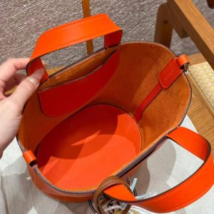 Hermes In the Loop 18 Bag Handmade In Taurillon Clemence Leather Silver Hardware 9J Feu - Image 9