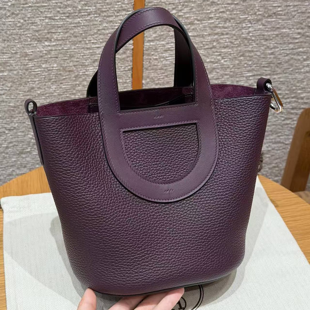 Hermes In the Loop 18 Bag Handmade In Taurillon Clemence Leather Silver Hardware N5 Cassis - Image 7