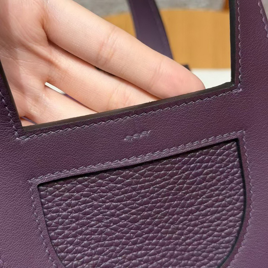 Hermes In the Loop 18 Bag Handmade In Taurillon Clemence Leather Silver Hardware N5 Cassis - Image 3