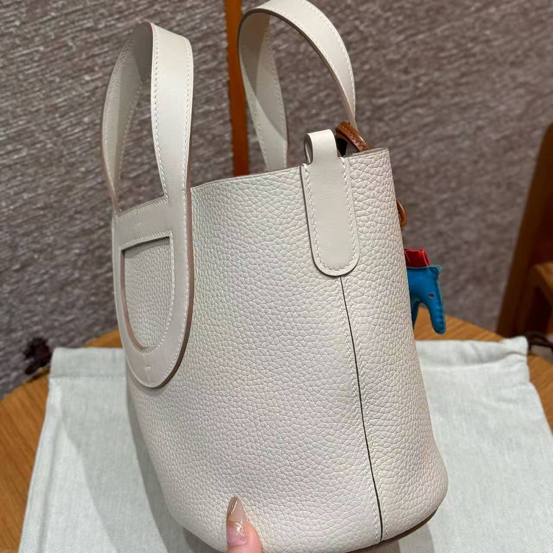 Hermes In the Loop 18 Bag Handmade In Taurillon Clemence Leather Silver Hardware ck10 Craie - Image 14