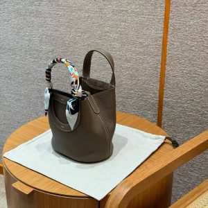Hermes In the Loop 18 Bag Handmade In Taurillon Clemence Leather Silver Hardware ck18 Etoupe - Image 3