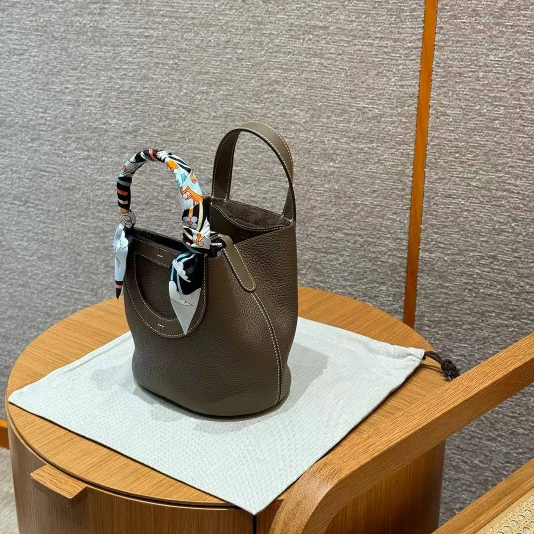 Hermes In the Loop 18 Bag Handmade In Taurillon Clemence Leather Silver Hardware ck18 Etoupe - Image 3