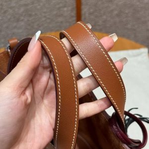 Hermes In the Loop 18 Bag Handmade In Taurillon Clemence Leather Silver Hardware ck37 Gold - Image 11