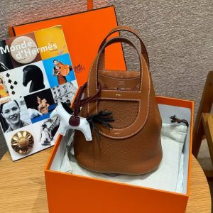 Hermes In the Loop 18 Bag Handmade In Taurillon Clemence Leather Silver Hardware ck37 Gold - Image 10